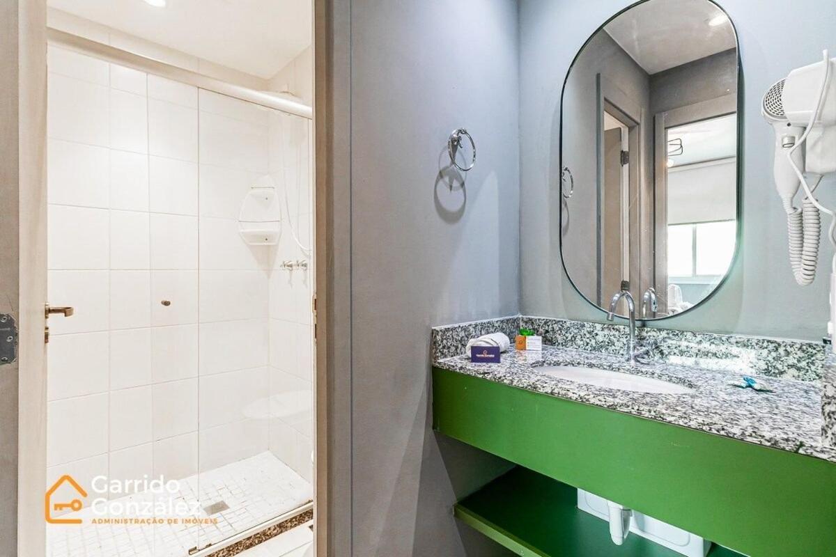 Espacoso C/piscina - Metro Bras Apartamento *