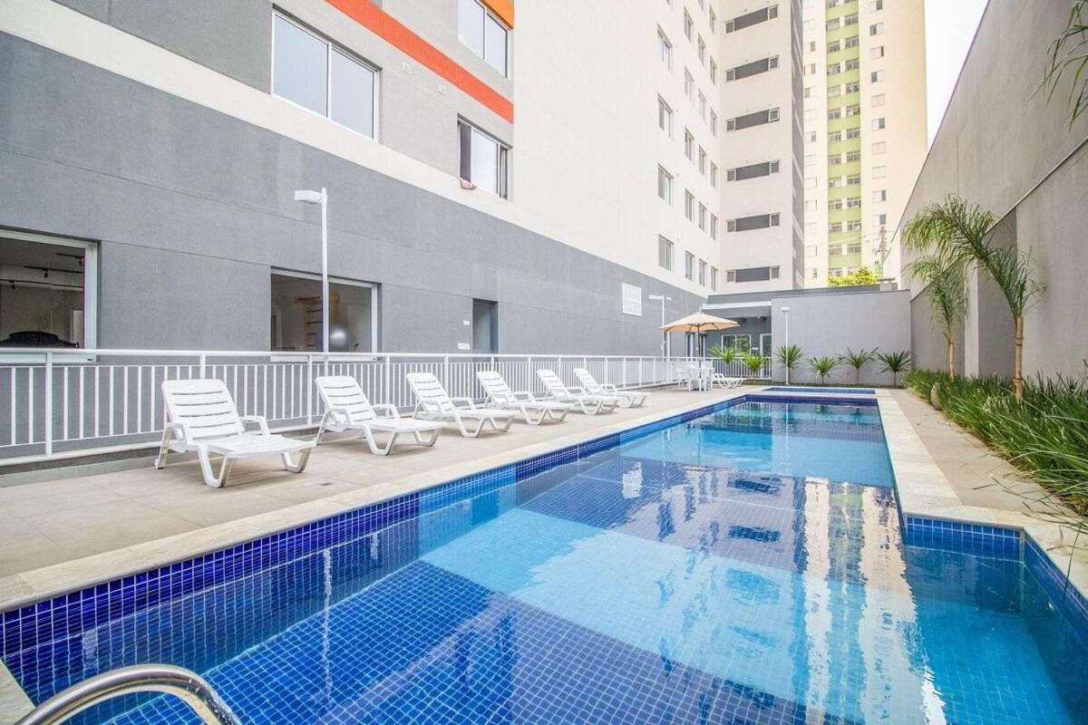 Espacoso C/piscina - Metro Bras Apartamento São Paulo